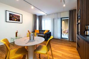Η κουζίνα ή μικρή κουζίνα στο EASY RENT- The Art, Centrum, Free Parking +28 φωτογραφίες