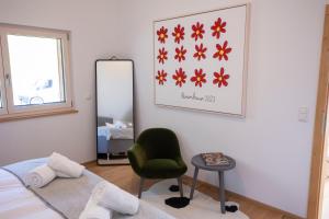 Posezení v ubytování Frein Chalets - Oberfrein