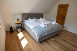 Postel nebo postele na pokoji v ubytování Frein Chalets - Oberfrein