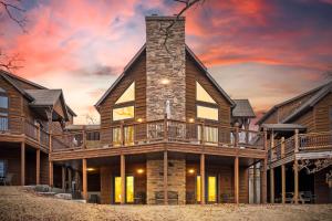 Photo de la galerie de l'établissement Inn Over My Head Lakefront, à Branson