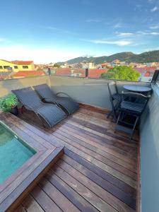 Uma vista da montanha tirada da casa de temporada  mais 17 fotos