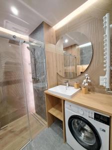 Ένα μπάνιο στο Apartamenty Marzeń Świeradów Zdrój +19 φωτογραφίες