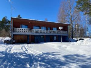 Το Lakevew House Kangasniemi τον χειμώνα