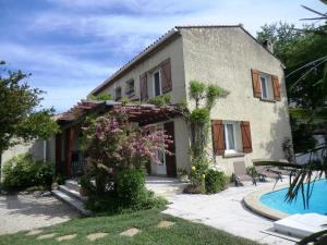 Πισίνα στο ή κοντά στο Lou Brès En Provence Près D'Avignon