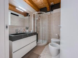 Ένα μπάνιο στο Suite Boisée - Maison Poluc trilocale