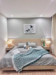 Postel nebo postele na pokoji v ubytování Lotus Villa Hạ Long 317 + 38 fotografií