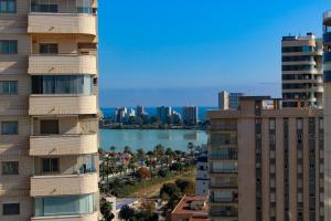 Nespecifikovaný výhled na destinaci Calpe nebo výhled na město při pohledu z apartmánu