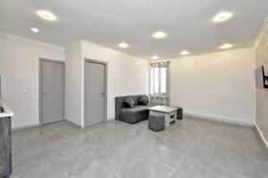 Gallery image of Runway Rooms in Yerevan +31 photos