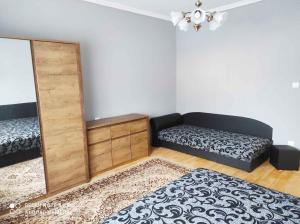 Posteľ alebo postele v izbe v ubytovaní Holiday home in Balatonfenyves 18410