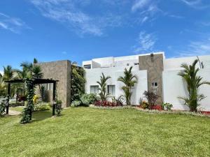 En have udenfor Finca La Mediterránea en San Jerónimo + 2 billeder