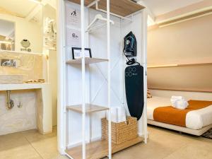 Postel nebo postele na pokoji v ubytování Moona Hostal Altea