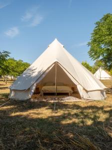 Gambar di galeri bagi Nomad Pop-Up Hotel Aljezur di Aljezur