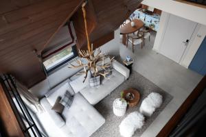 Zona de estar de Gigi Mountain Home