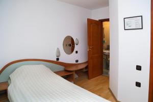 Postel nebo postele na pokoji v ubytování Gurko Hotel + 37 fotografií