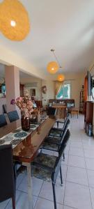 A seating area at Thalassa