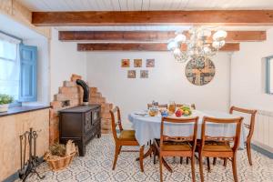Fotografie z fotogalerie ubytování Alojamientos Casa Luisa v destinaci Puertas