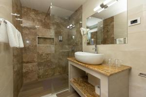 Kúpeľňa v ubytovaní Africa room old Town - Zadar