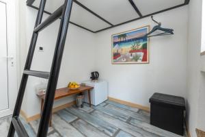 Televízia a/alebo spoločenská miestnosť v ubytovaní D room old Town center Zadar
