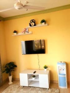 Μια τηλεόραση ή/και κέντρο ψυχαγωγίας στο Haven Homes