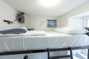 Posteľ alebo postele v izbe v ubytovaní D room old Town center Zadar