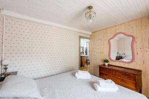 Postel nebo postele na pokoji v ubytování Alojamientos Casa Luisa