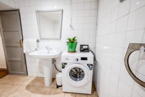 Koupelna v ubytování Alojamientos Casa Luisa
