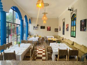 Posezení v ubytování Qodwa Palace Riad & SPA