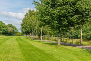 Afbeelding uit fotogalerij van Tredodridge Barn Retreat in Saint Nicholas