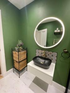 Gambar di galeri bagi Beadles Cottage Lux Family Haven di Blairgowrie +30 gambar
