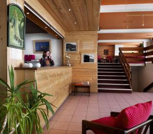 Vstupní hala nebo recepce v ubytování Abrineige Clubhotel Le Gypaète Val Thorens