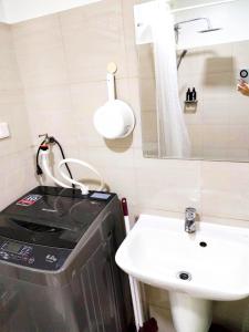 Cozy and Affordable Condo near MOA and Airport with Wifi 069衛浴