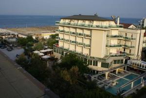 Nespecifikovaný výhled na moře nebo výhled na moře při pohledu z hotelu