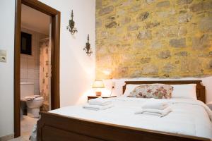 Ένα ή περισσότερα κρεβάτια σε δωμάτιο στο Agarathos Rooms with Pool - Kaliviani -On the road to Balos +62 φωτογραφίες