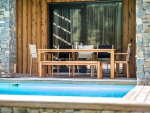 Fotografie z fotogalerie ubytování 6-bedroom villa in Moravia ve Velkých Karlovicích