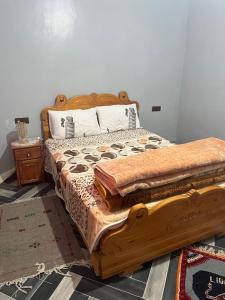 Una cama o camas en una habitación de Dar Dyafa