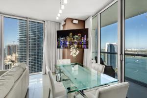 Gambar di galeri bagi Icon brickell The W hotel residence di Miami +9 gambar
