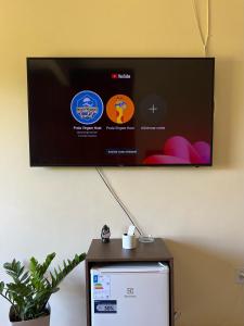 TV a/nebo společenská místnost v ubytování Pousada Hostel Shalom