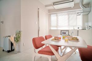 Φαγητό σε αυτό το hostel ή κάπου εκεί κοντά