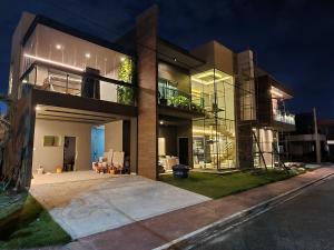 Το κτήριο όπου στεγάζεται  ο ξενώνας