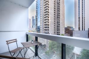 Balkón nebo terasa v ubytování Heart Melbourne Cbd 1bedroom Apartment Balcony