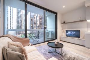 Posezení v ubytování Heart Melbourne Cbd 1bedroom Apartment Balcony