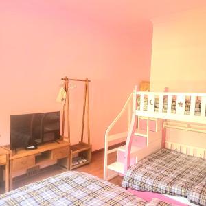 Park One B&B Zhangjiajie Forest Park Scenic Area Shop客房内的一张或多张床位