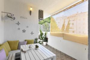 Balkón alebo terasa v ubytovaní Cozy beach apartment Split