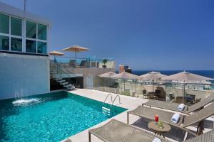 Bassein majutusasutuses Mirasol Copacabana Hotel või selle lähedal