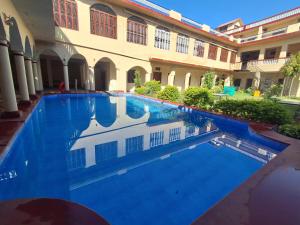 Bassein majutusasutuses Hotel Om Pushkar või selle lähedal