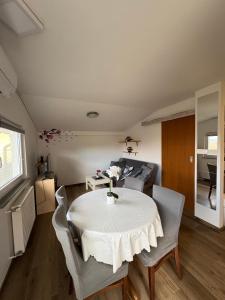 Χώρος καθιστικού στο Apartma Vinko +20 φωτογραφίες