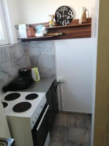 Una cocina o cocineta en Kuća Jovanka