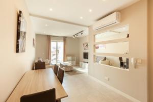 O zonă de relaxare la Stylish 1-Bedroom Apartment in Malta