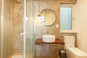 O baie la Stylish 1-Bedroom Apartment in Malta +23 fotografii