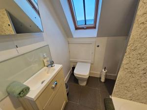 Koupelna v ubytování The Dairy + 13 fotografií